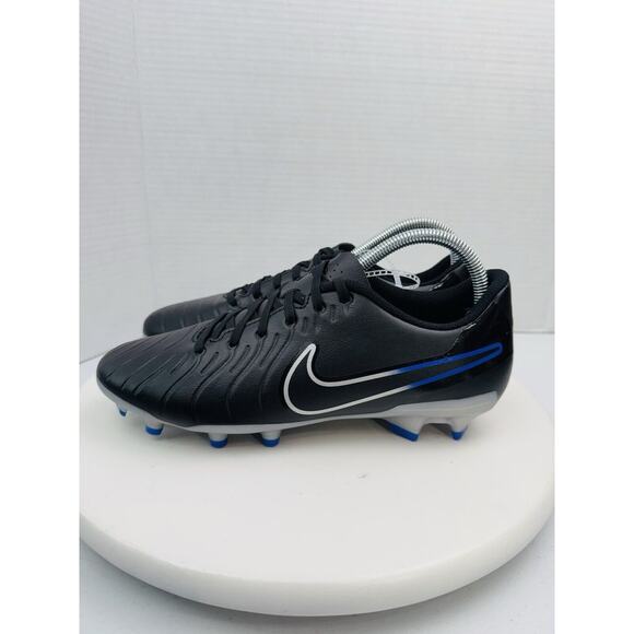 Nike Tiempo Legend 10 Club Womens Size 9 Black Soccer Cleats DV4344-040 NEW - Picture 1 of 11